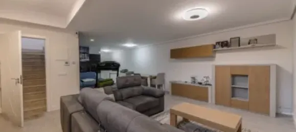 Casa T5 em Mejorada del Campo, Spain N.º 139792 27