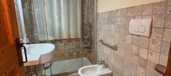 2-salle Appartement à Chianni, Italy No. 87294 26