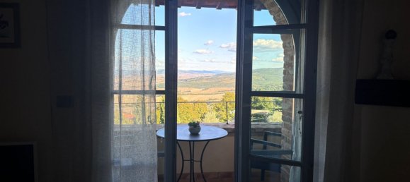 2-salle Appartement à Chianni, Italy No. 87294 8