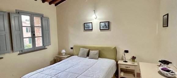 2-salle Appartement à Chianni, Italy No. 87294 17