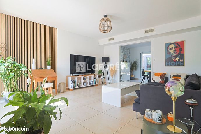 4 bedrooms House in Montpellier, France No. 279956