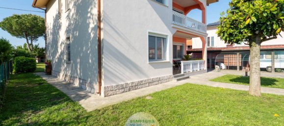 Villa de 5 dormitorios en Copparo, Italy No. 355114 3