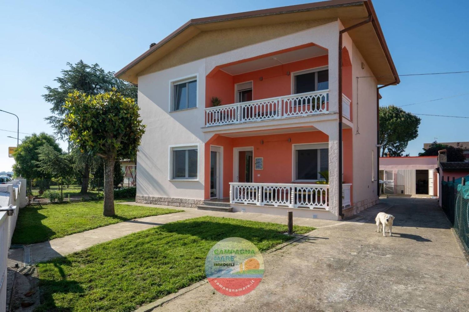 Villa de 5 dormitorios en Copparo, Italy No. 355114