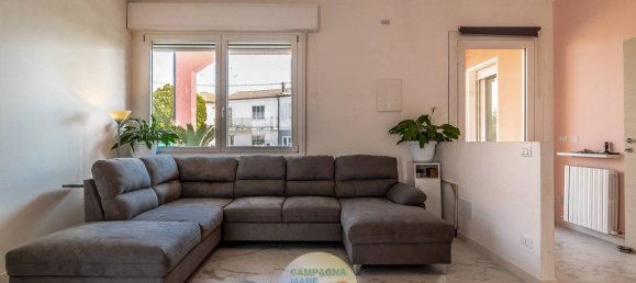 Villa de 5 dormitorios en Copparo, Italy No. 355114 16