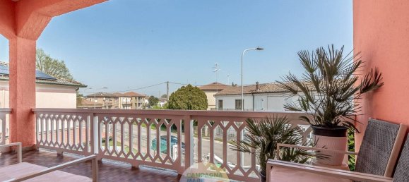 Villa de 5 dormitorios en Copparo, Italy No. 355114 40