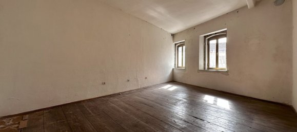 7 غرف نوم منزل في Udine, Italy رقم 376815 21