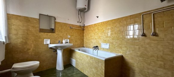 7 غرف نوم منزل في Udine, Italy رقم 376815 16