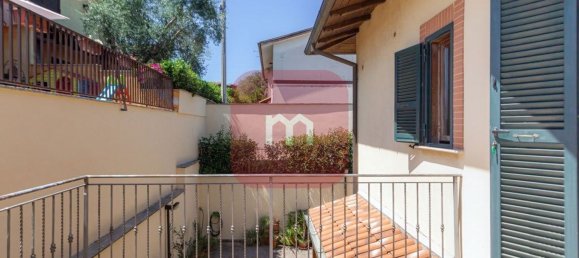 4غرفة منزل في San Cesareo, Italy رقم 26397 67