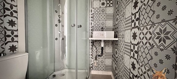 Estudio en Troyes, France No. 47545 5