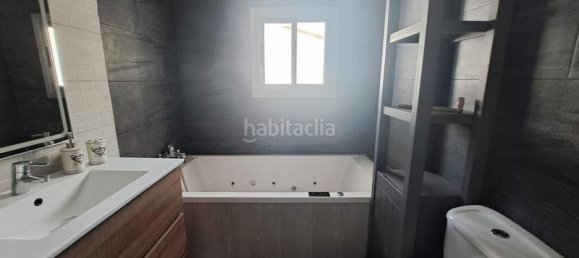 4 bedrooms Townhouse in Requena, Spain No. 158153 18