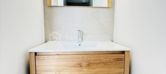 4 bedrooms House in La Chapelle-des-Fougeretz, France No. 297753 8