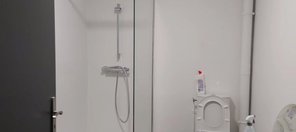 240m² Commercial property in Bar-le-Duc, France No. 92032 3