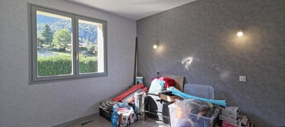 3 Schlafzimmer Haus in Lathuile, France, Nr. 201943 10
