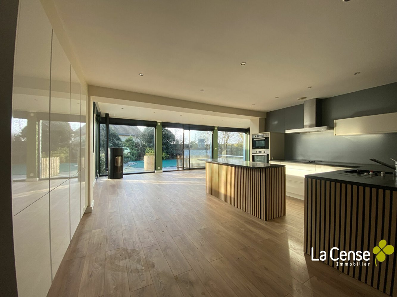 4 bedrooms House in Nord, France No. 306608