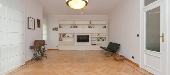 Apartamento de 2 dormitorios en Turin, Italy No. 312935 6