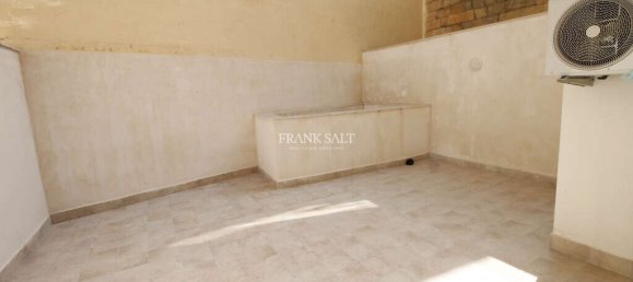 2 bedrooms Apartment in Sliema, Malta No. 9630 7