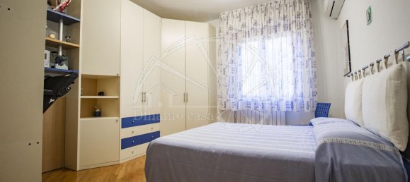 5 rooms Apartment in Prato, Italy No. 119690 26
