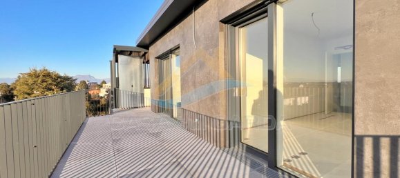 3 rooms Penthouse in Peschiera del Garda, Italy No. 23559 7