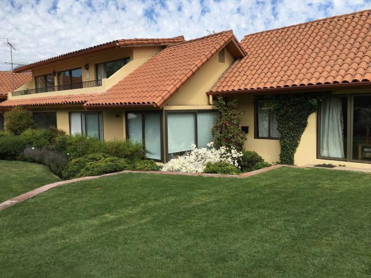 6 bedrooms House in Santiago, Chile No. 3200