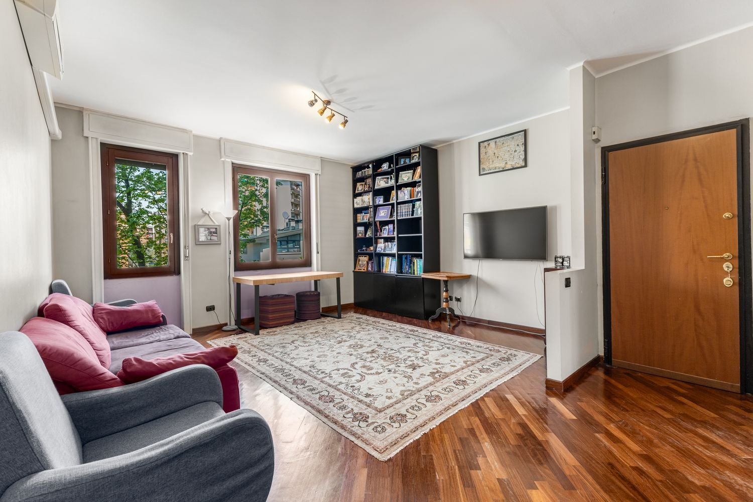 3 Schlafzimmer Wohnung in Milan, Italy, Nr. 360751