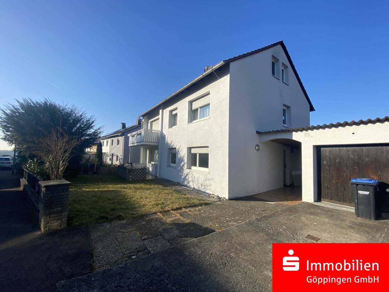 9غرفة تاون هاوس في Goppingen, Germany رقم 26715