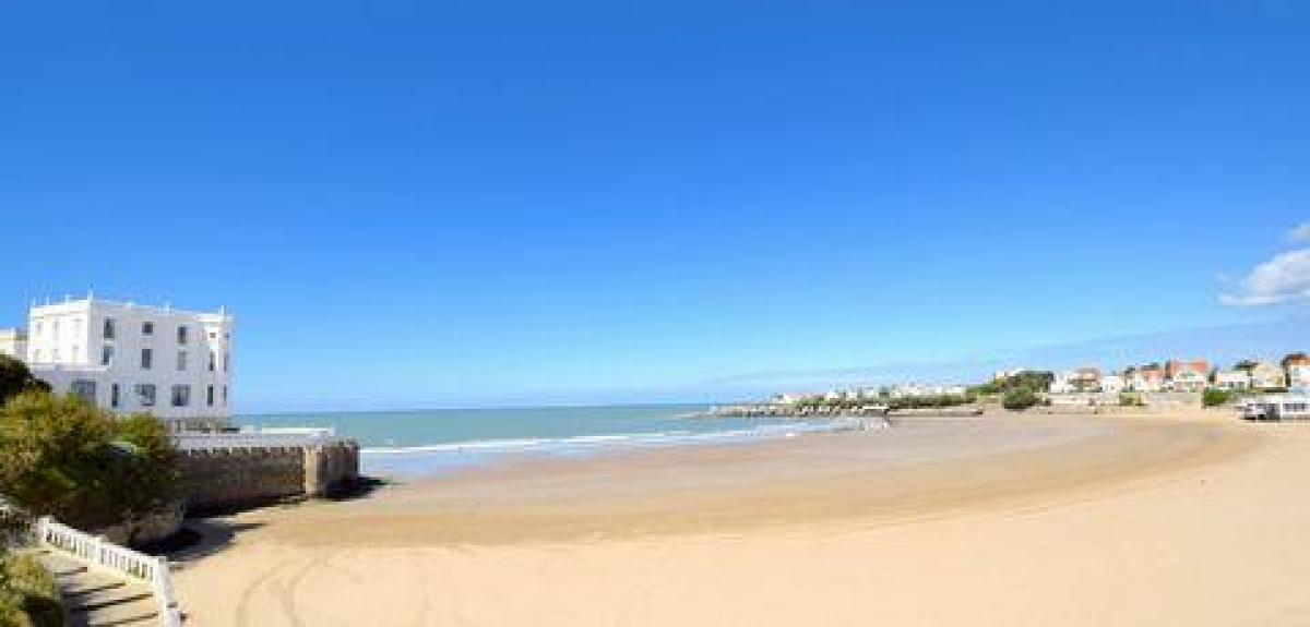 8 غرف نوم منزل في Royan, France رقم 25758