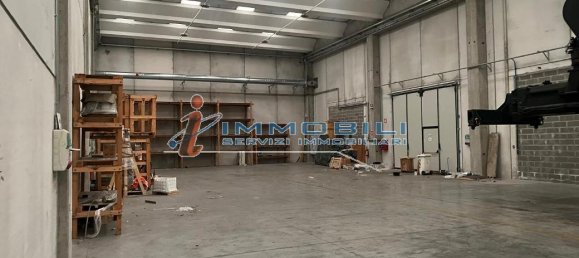 4 rooms Land in San Giuliano Milanese, Italy No. 233227 7