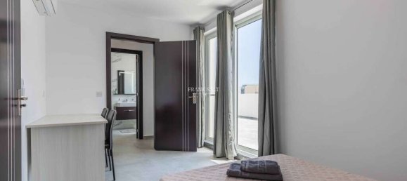 2 Schlafzimmer Penthouse in Saint Julian's, Malta, Nr. 7142 12