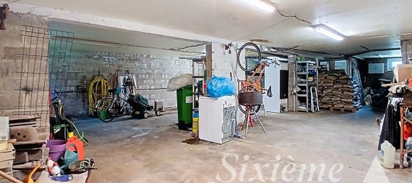 4 bedrooms House in Dunkerque, France No. 330846 11