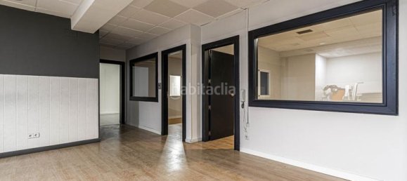 Коммерческая недвижимость 176м² в Мадрид, Испания № 116739 10