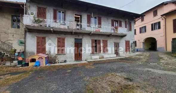 2 bedrooms House in Mornago, Italy No. 180989