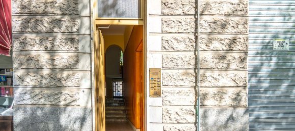 3 chambres Appartement à Turin, Italy No. 379363 2