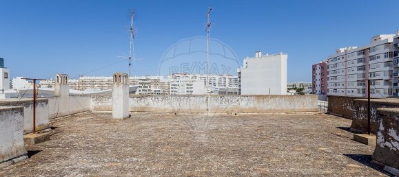 11 bedrooms House in Faro, Portugal No. 18547 31