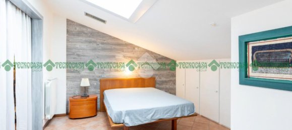 3 Schlafzimmer Penthouse in Valsamoggia, Italy, Nr. 52343 60