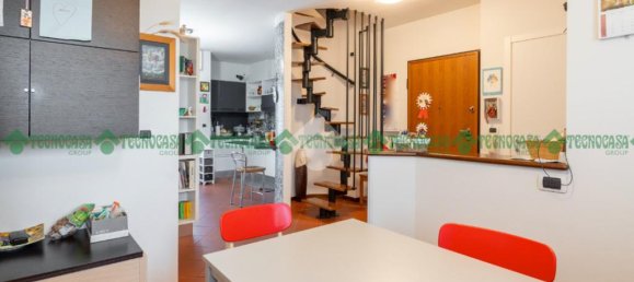 3 Schlafzimmer Penthouse in Valsamoggia, Italy, Nr. 52343 4