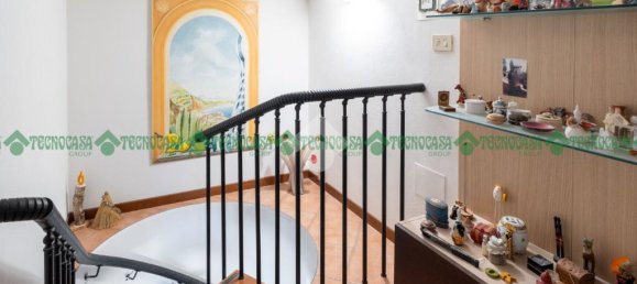 3 Schlafzimmer Penthouse in Valsamoggia, Italy, Nr. 52343 52