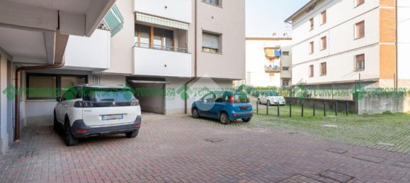 3 Schlafzimmer Penthouse in Valsamoggia, Italy, Nr. 52343 89
