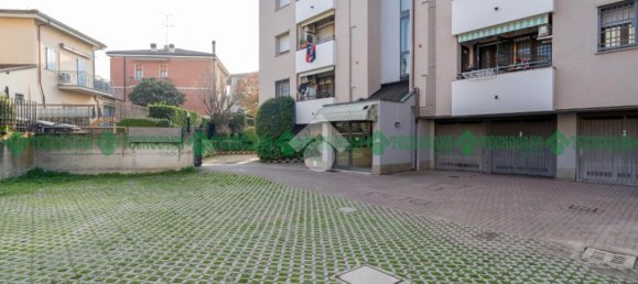 3 Schlafzimmer Penthouse in Valsamoggia, Italy, Nr. 52343 86