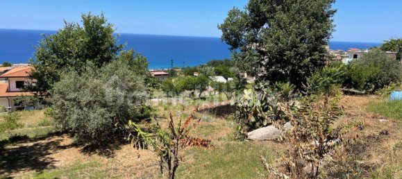 3000m² Land in Paola, Italy No. 343579 3