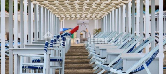 5 bedrooms Villa in Forte dei Marmi, Italy No. 129551 29