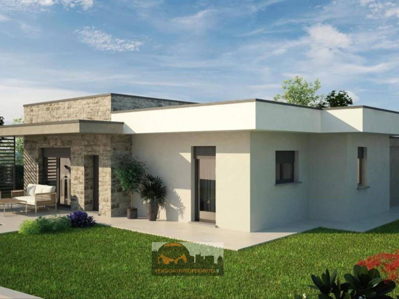 4 rooms Villa in Calcinate, Italy No. 73236