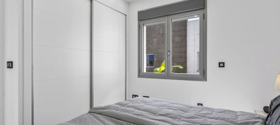 3 bedrooms Villa in Guardamar del Segura, Spain No. 177103 11