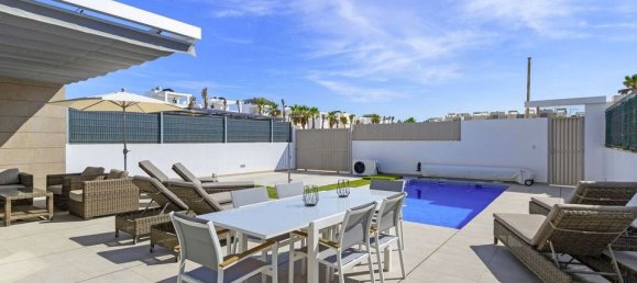 3 bedrooms Villa in Guardamar del Segura, Spain No. 177103 24