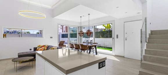 3 bedrooms Villa in Guardamar del Segura, Spain No. 177103 7