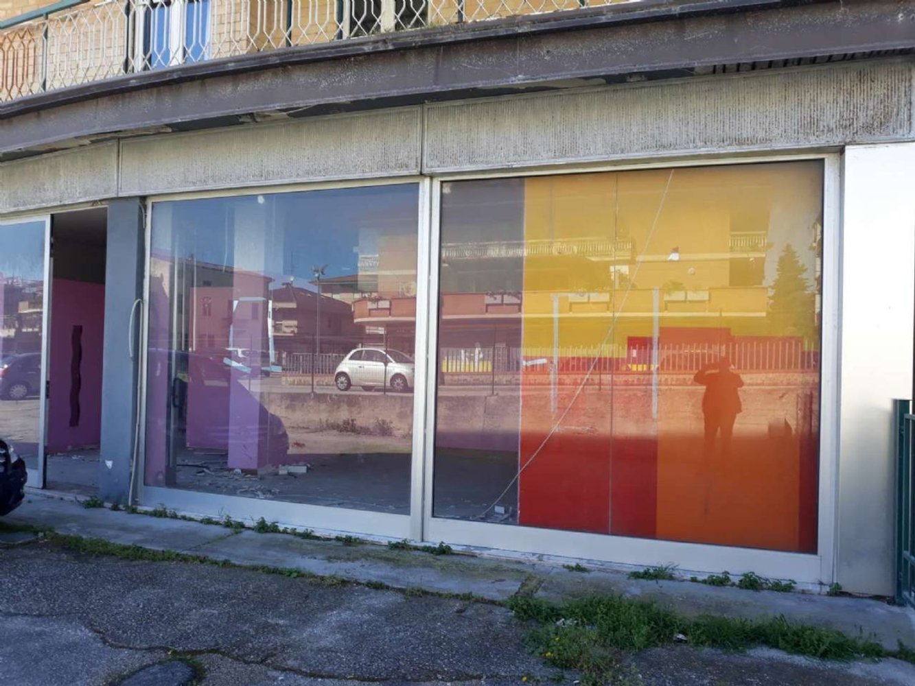 120m² Commercial property in Porto San Giorgio, Italy No. 139953