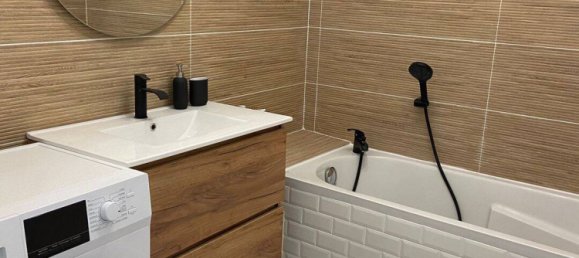 2 bedrooms Apartment in Marseille, France No. 361681 3