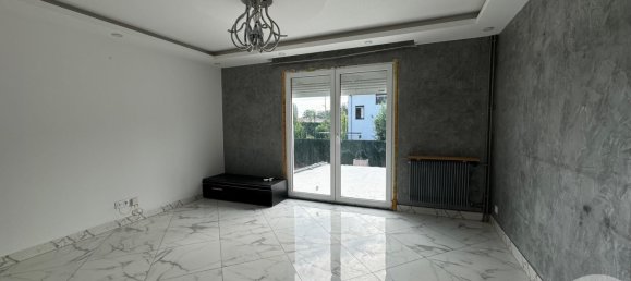 4 chambres Châteaux à Hœnheim, France No. 244354 3