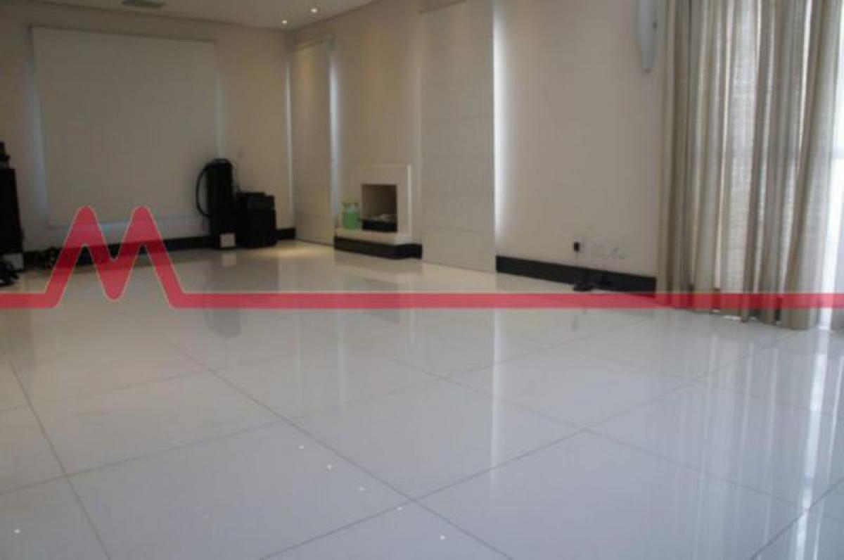 4 bedrooms House in Sao Paulo, Brazil No. 588168