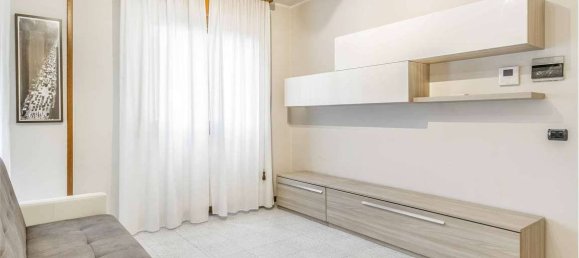 Квартира с 2 спальнями в Ро, Италия № 259566 2