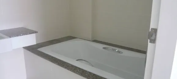 2 bedrooms Condo in Krabi, Thailand No. 64247 7